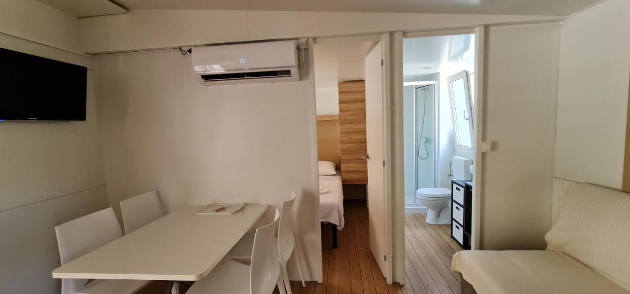 Mobile Home Andreana Езера Экстерьер фото