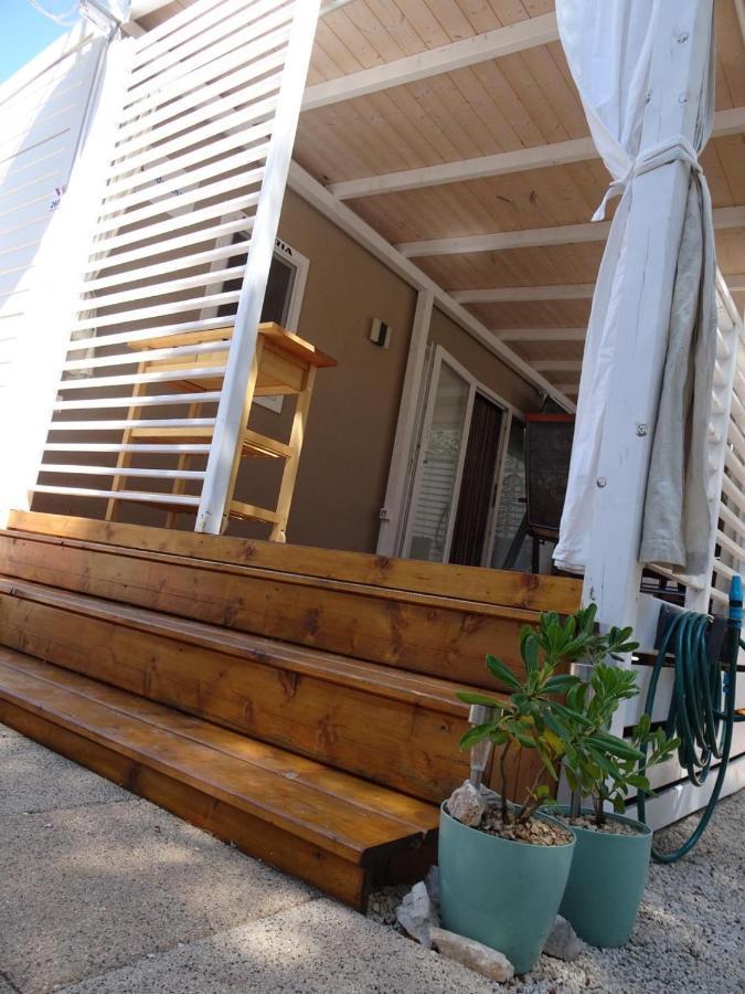 Mobile Home Andreana Езера Экстерьер фото